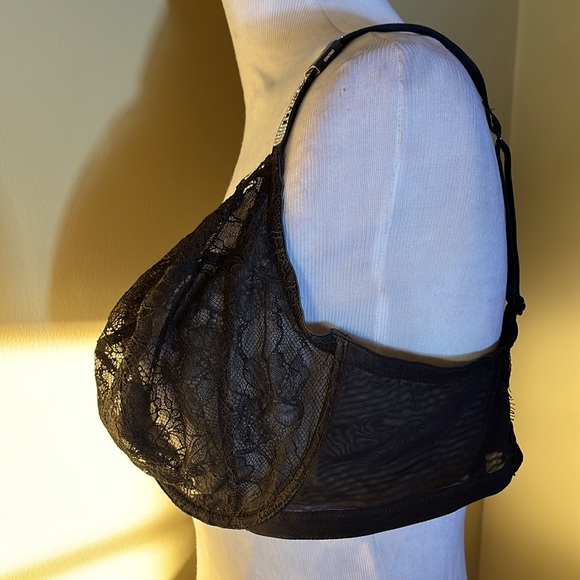 VICTORIA SECRET Size 42DDD Classic  Black Lace PushUp Underwire Bra SEXY $69 NEW - Picture 15 of 16